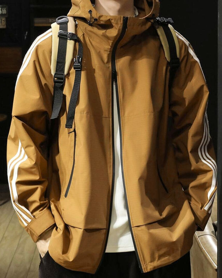 フード付きゆったりスポーツジャケット