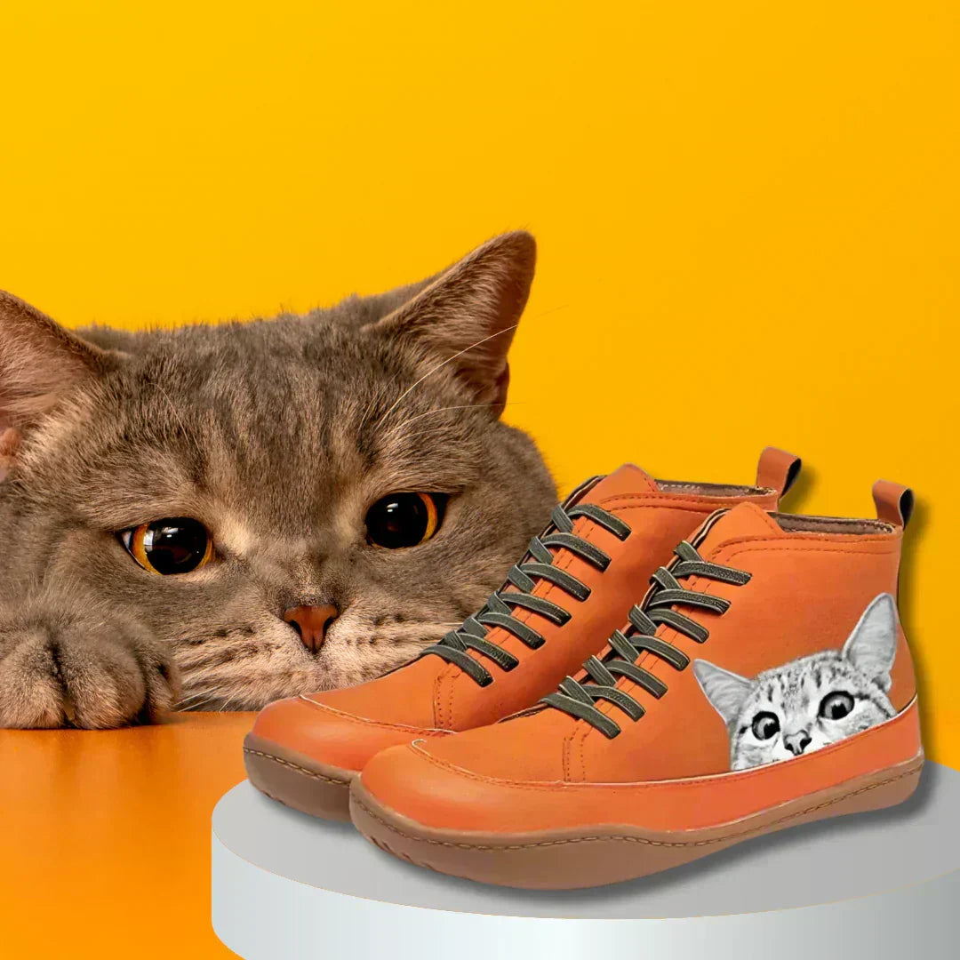 猫モチーフアクセントレザーショートブーツ